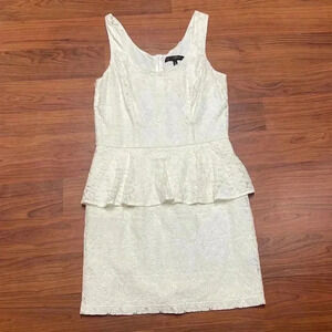 Juniors white lace party dress, size Med